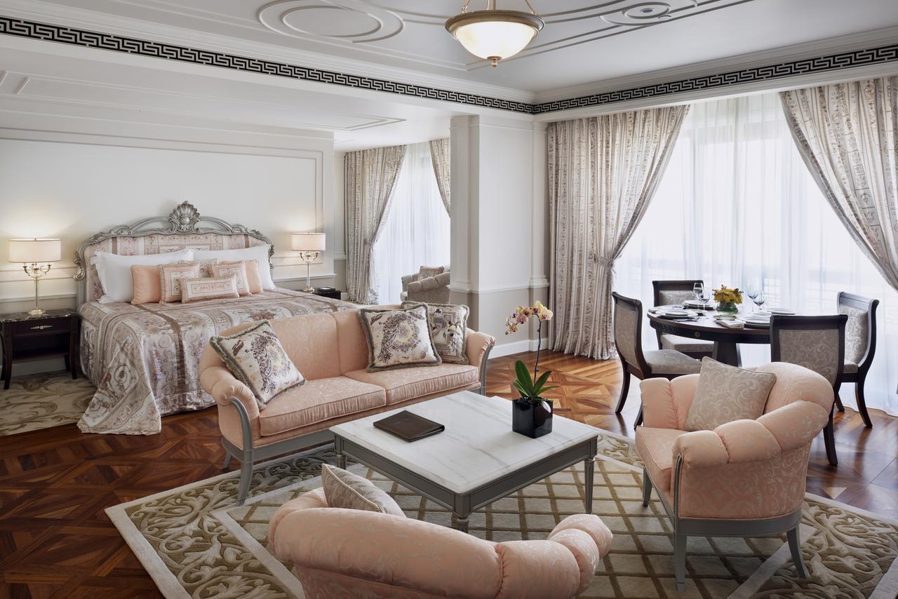 Palazzo versace clearance cost per night